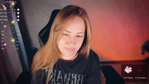 Your Annabelle Wolf  online show from October 15, 2025, 3:23 pm