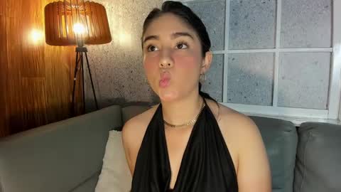 Snapshot of bellinda_21 chatting on January 13, 2025, 6:59 pm Belinda online show from January 13, 2025, 6:59 pm
