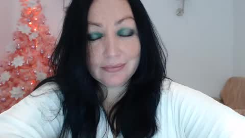 Snapshot of beluckynow chatting on December 11, 2024, 3:15 pm beluckynow online show from December 11, 2024, 3:15 pm