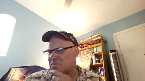 Snapshot of bendavewill chatting on July 10, 2026, 6:07 am Bendavewill online show from July 10, 2026, 6:07 am
