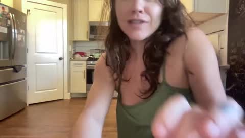 bendlikebecks online show from November 26, 2025, 5:03 pm