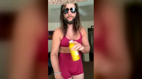 bendover9000 online show from May 31, 2026, 7:59 pm