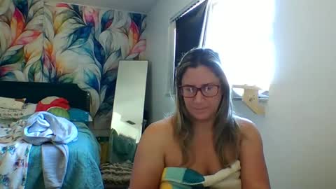 Snapshot of bendybecky69 chatting on March 3, 2025, 3:53 pm Becky online show from March 3, 2025, 3:53 pm