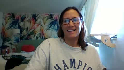 Snapshot of bendybecky69 chatting on January 12, 2026, 6:02 pm Becky online show from January 12, 2026, 6:02 pm