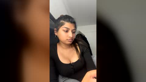 bengalibaddie7_x online show from June 21, 2026, 11:02 am