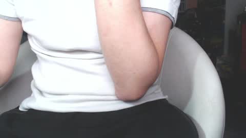 Snapshot of benijamin chatting on June 7, 2026, 8:45 pm benijamin online show from June 7, 2026, 8:45 pm