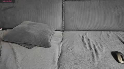 benjaminkarl02 online show from February 25, 2026, 7:40 am