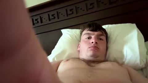 Snapshot of benji8901415164 chatting on February 14, 2026, 2:03 pm benji8901415164 online show from February 14, 2026, 2:03 pm