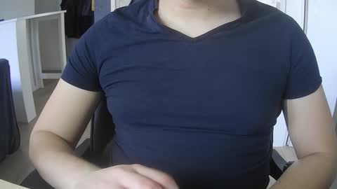 Snapshot of benjim69 chatting on October 29, 2025, 12:29 pm benjim69 online show from October 29, 2025, 12:29 pm