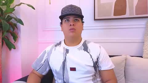 bennett_alejoo online show from February 27, 2026, 2:44 am