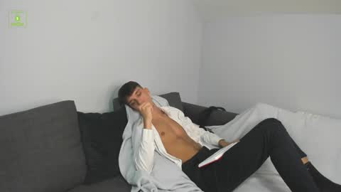 Benny online show from October 11, 2025, 9:35 pm