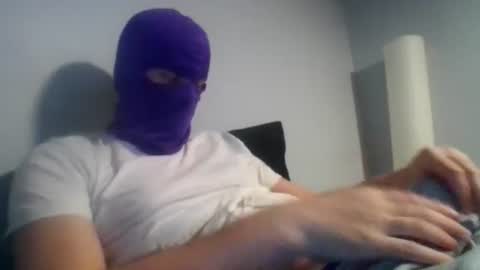 Snapshot of bennybueno chatting on July 27, 2026, 4:19 am bennybueno online show from July 27, 2026, 4:19 am