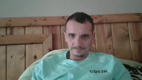 benny and innocentvixon online show from December 20, 2025, 4:47 pm