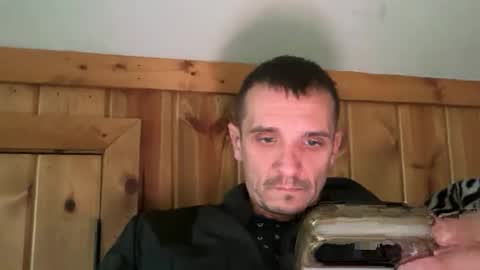 Snapshot of bennymn chatting on February 15, 2026, 5:53 pm benny and innocentvixon online show from February 15, 2026, 5:53 pm