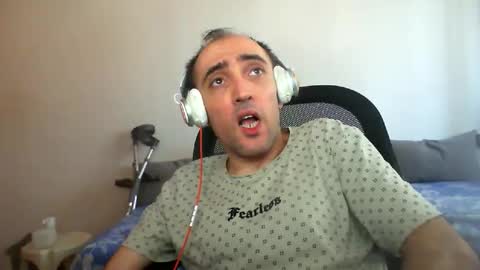 bentish online show from September 14, 2025, 8:35 am