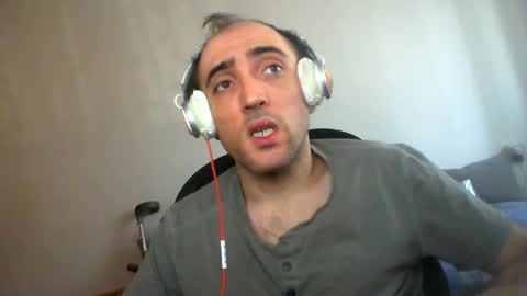 bentish online show from November 6, 2025, 8:15 am