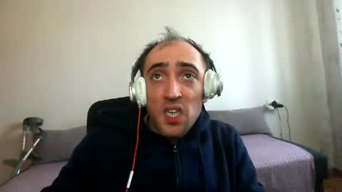 Snapshot of bentish chatting on February 8, 2026, 8:51 am bentish online show from February 8, 2026, 8:51 am