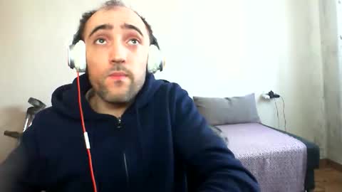 Snapshot of bentish chatting on February 11, 2026, 8:52 am bentish online show from February 11, 2026, 8:52 am