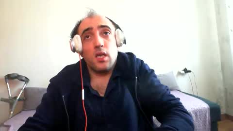 Snapshot of bentish chatting on February 13, 2026, 8:32 am bentish online show from February 13, 2026, 8:32 am