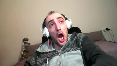 Snapshot of bentish chatting on February 24, 2026, 3:54 pm bentish online show from February 24, 2026, 3:54 pm