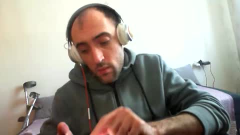 Snapshot of bentish chatting on March 3, 2026, 10:43 am bentish online show from March 3, 2026, 10:43 am