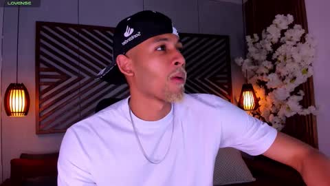 bento_fox online show from November 13, 2025, 3:16 am