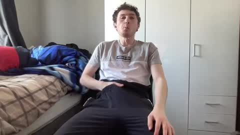 Snapshot of benwardle123 chatting on February 28, 2025, 11:25 am READ MY BIO ---  --- READ MY BIO online show from February 28, 2025, 11:25 am