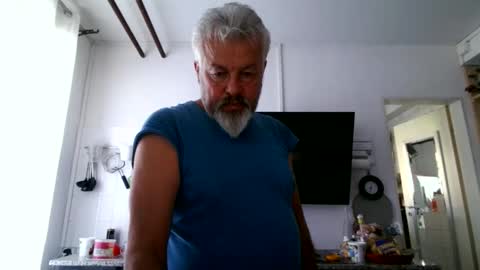 Snapshot of berg_boy chatting on March 28, 2026, 7:30 am Martin online show from March 28, 2026, 7:30 am