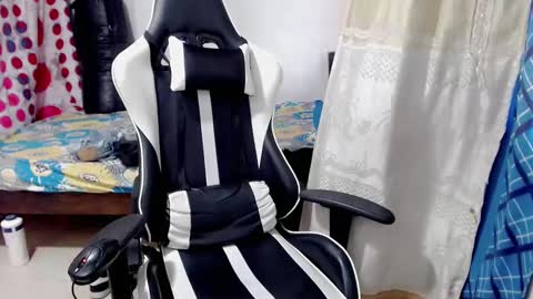 Snapshot of bergon30 chatting on January 24, 2025, 6:14 pm Bergon77 online show from January 24, 2025, 6:14 pm