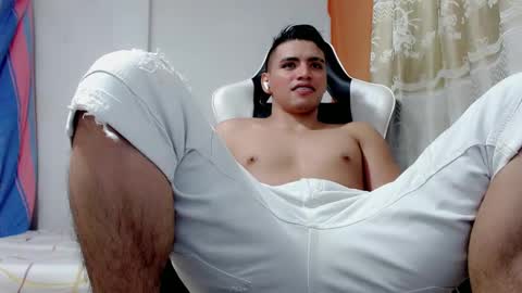 Snapshot of bergon30 chatting on March 10, 2025, 7:10 am Bergon77 online show from March 10, 2025, 7:10 am