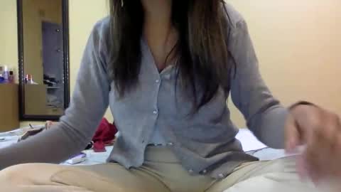 tixxie  online show from November 10, 2025, 11:53 am