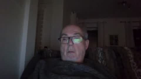 bernard1102 online show from December 16, 2024, 2:25 am