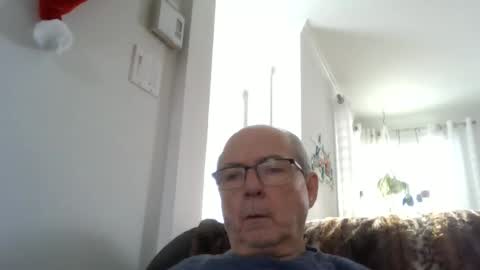 bernard1102 online show from November 29, 2025, 4:10 pm