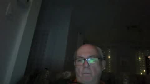 bernard1102 online show from January 12, 2026, 11:43 pm