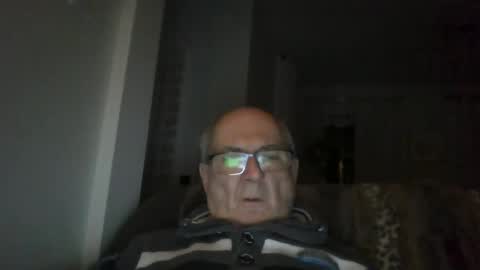 bernard1102 online show from March 6, 2026, 1:02 am