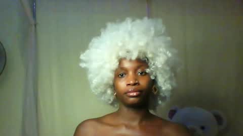 Berries online show from November 1, 2025, 1:02 pm