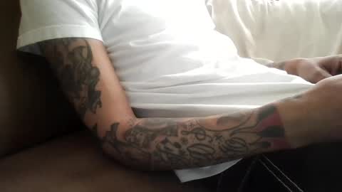 ToxicPipe757 online show from February 22, 2025, 4:51 pm