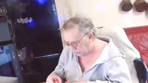 Snapshot of best127 chatting on March 3, 2025, 1:53 pm jean online show from March 3, 2025, 1:53 pm