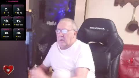 Snapshot of best127 chatting on February 9, 2026, 7:40 pm jean online show from February 9, 2026, 7:40 pm