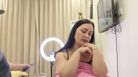 best_ass2000 online show from March 3, 2026, 6:14 pm