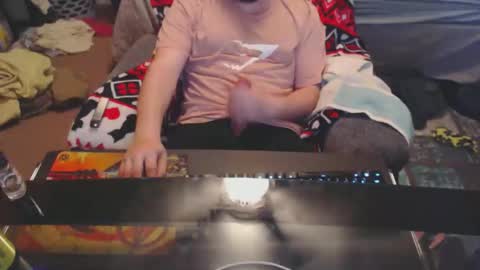 Best Kept Secret23 online show from March 5, 2026, 4:36 pm