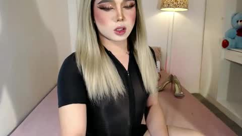 Snapshot of bestgirljulia chatting on October 25, 2025, 4:53 am bestgirljulia online show from October 25, 2025, 4:53 am