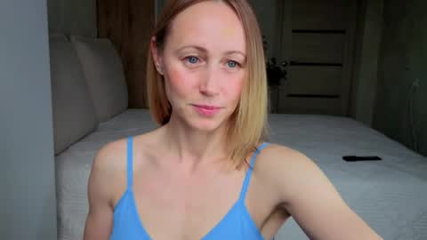 Hellen and Natali online show from April 13, 2026, 2:17 am