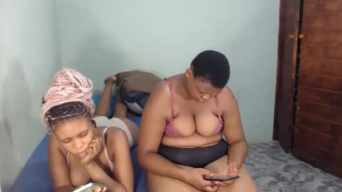 Snapshot of bestlia chatting on February 26, 2025, 11:37 pm bestlia online show from February 26, 2025, 11:37 pm