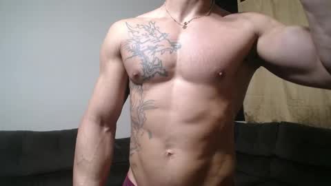 Snapshot of bestmuscle chatting on April 17, 2026, 9:29 pm bestmuscle online show from April 17, 2026, 9:29 pm