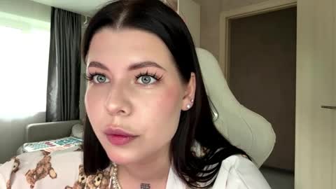 Snapshot of bethelsimensky chatting on May 24, 2026, 12:43 pm Airin online show from May 24, 2026, 12:43 pm