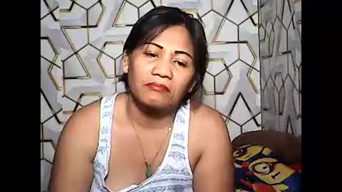 Snapshot of betty_83 chatting on May 4, 2026, 12:12 pm betty_83 online show from May 4, 2026, 12:12 pm