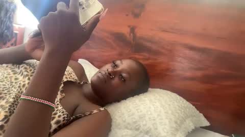 Snapshot of betty_fire_ chatting on May 11, 2026, 7:58 am Adah online show from May 11, 2026, 7:58 am