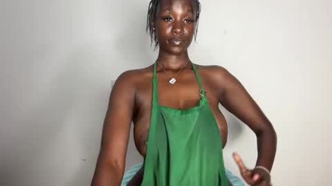 Snapshot of betty_fire_ chatting on June 9, 2026, 10:54 pm Adah online show from June 9, 2026, 10:54 pm