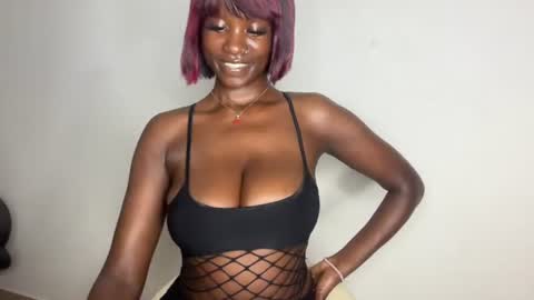 Snapshot of betty_fire_ chatting on June 20, 2026, 8:44 pm Adah online show from June 20, 2026, 8:44 pm